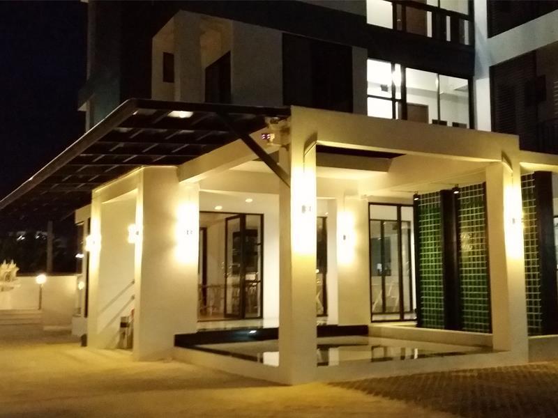 Kp Place Лопбури Экстерьер фото